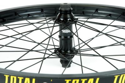 Wheel Total Techfire Female front